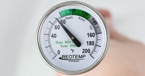 https://reotemp.com/wp-content/uploads/2015/12/steady-active-hot-compost-dial-thermometer.jpg